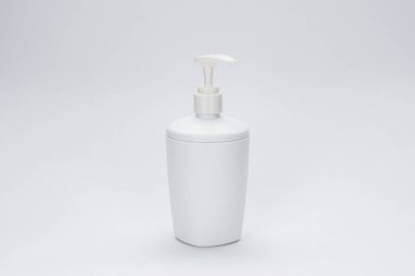 Beyaz sabun dispenseri