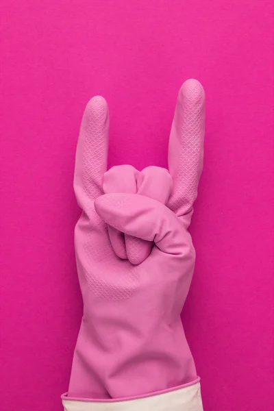 분홍색 보호 장갑에 손을 — 스톡 사진