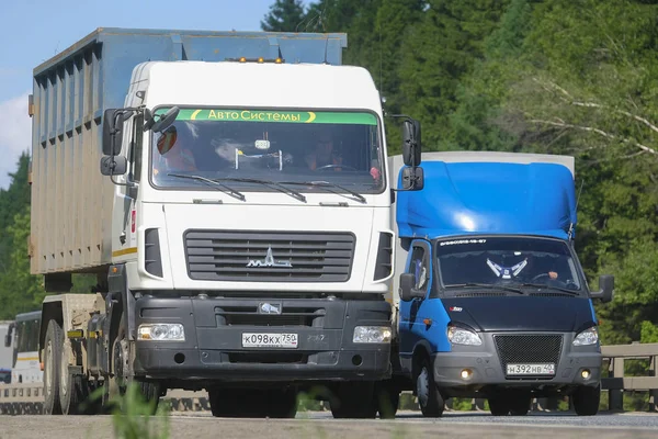 Moskou Regio Rusland Mei 2018 Vrachtwagen Een Snelweg Moskou Regio — Stockfoto