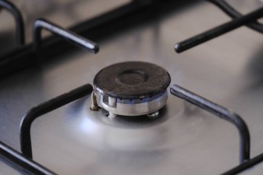 Bir gaz sobası ateşten yakın çekim