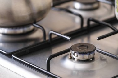 Bir gaz sobası ateşten yakın çekim