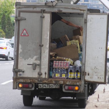 Moskova, Rusya - Mayıs, 19, 2018: açık kamyon yük ile görüntü