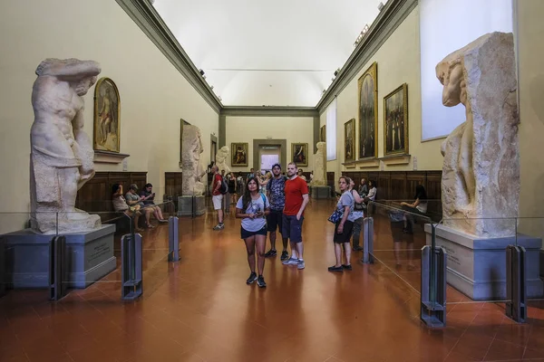 Florencia Italia Junio 2018 Visitantes Museo Academia Bellas Artes Florencia — Foto de Stock