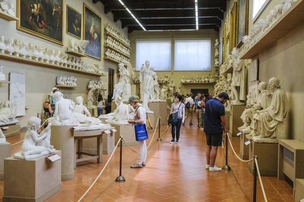 Florencia Italia Junio 2018 Visitantes Museo Academia Bellas Artes Florencia — Foto de Stock