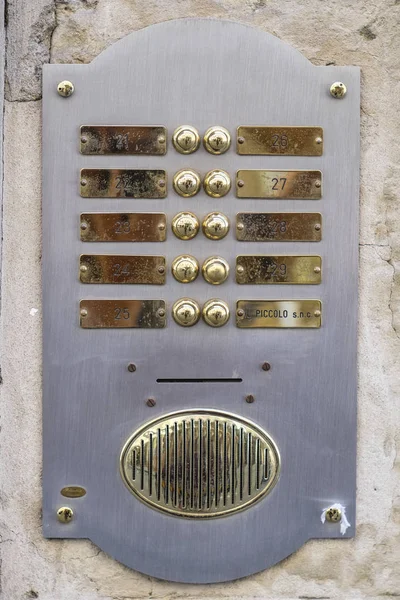 Padova Itália Junho 2018 Telefone Porta Antiga Caixa Correio Padova — Fotografia de Stock