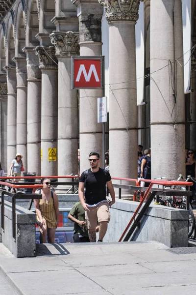 Milan Talya Haziran 2018 Milan Metro Istasyonu Giriş — Stok fotoğraf