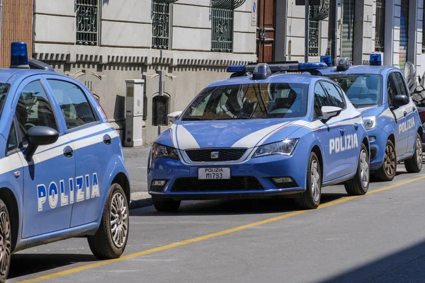 Milano Italia Giugno 2018 Autovetture Della Polizia Parcheggiate Milano — Foto Stock