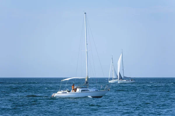 Sottomarina Italia Junio 2018 Yates Flotan Cerca Playa Sottomorina Italia — Foto de Stock