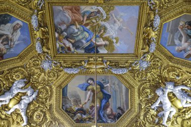 Florence, İtalya - 5 Haziran 2017: fresk tavanda Pitti Sarayı, Floransa, İtalya