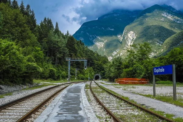 Ospitale イタリア 2018 高山風景山鉄道 Ospitale 鉄道駅の画像 — ストック写真