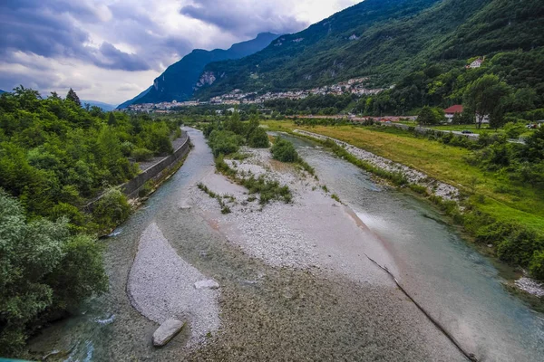 Paisagem Alpina Com Imagem Rio Piave — Fotografia de Stock
