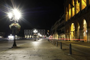 Padova, İtalya - Temmuz, 17, 2018: Padova, İtalya, ortasına gece de