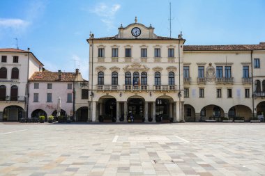 Este, İtalya - Temmuz, 23, 2018: merkezi kare Este, İtalya