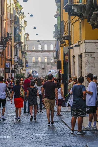 Verona Luglio Turisti Verona — Foto Stock