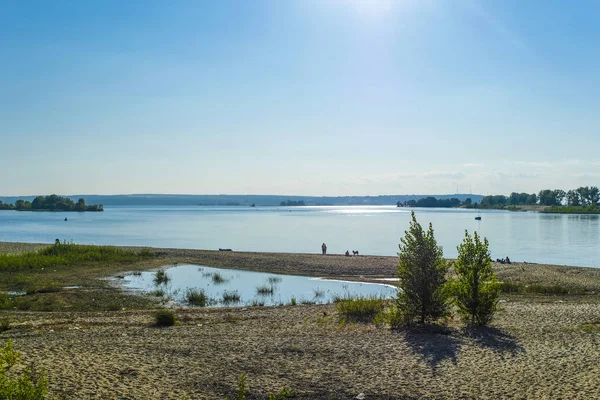 Banka Volga Nehri, Kazan, Rusya