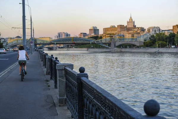 Moskou Rusland Augustus 2018 Dijk Van Moskou Rivier — Stockfoto