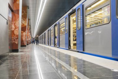 Moskova, Rusya - Ağustos, 31, 2018: Metro Tren İstasyonu Michurinskiy umudu, Moskova, Rusya