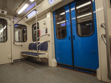 Moskova, Rusya - Ağustos, 31, 2018: Metro Tren İstasyonu, Moskova, Rusya
