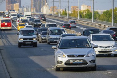Moskova, Rusya - Eylül, 4, 2018: trafik sıkışıklığı, Moskova, Rusya