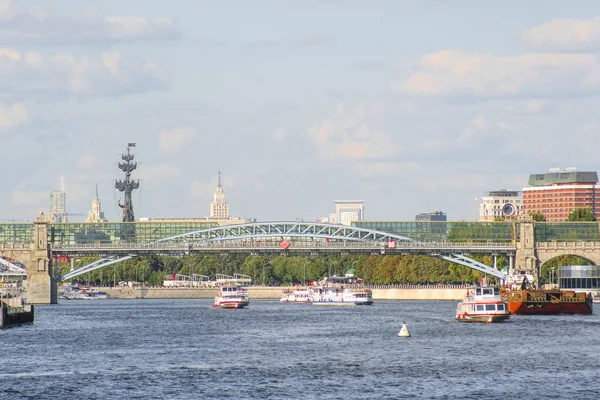 Moscou Rússia Agosto 2018 Barcos Rio Moscou Centro Moscou Rússia — Fotografia de Stock