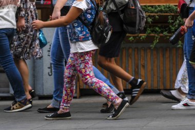 Moskova, Rusya - Eylül, 10, 2018: yayalar Moskova sokakta