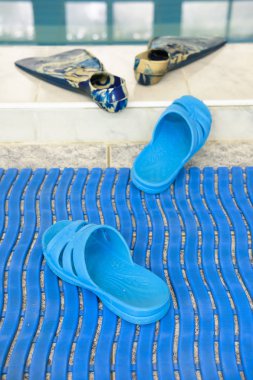 Palet izlemek için su gidin komik fotoğraf