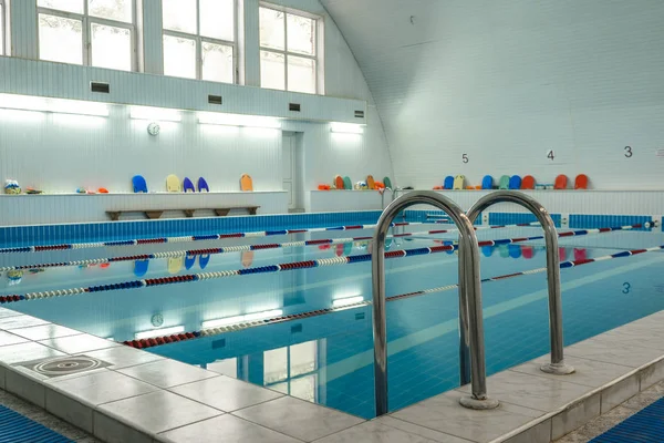 Intérieur Une Piscine — Photo