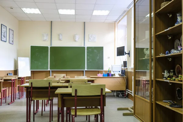 Interiören Modern Skola Klassrum — Stockfoto