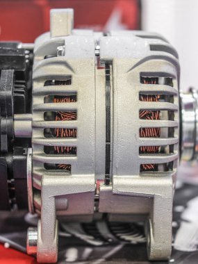 bir araba elektrik jeneratörü görüntüsünü