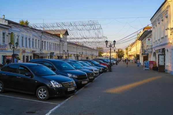 Murom Ryssland September 2018 Bilar Parkering Murom Ryssland — Stockfoto