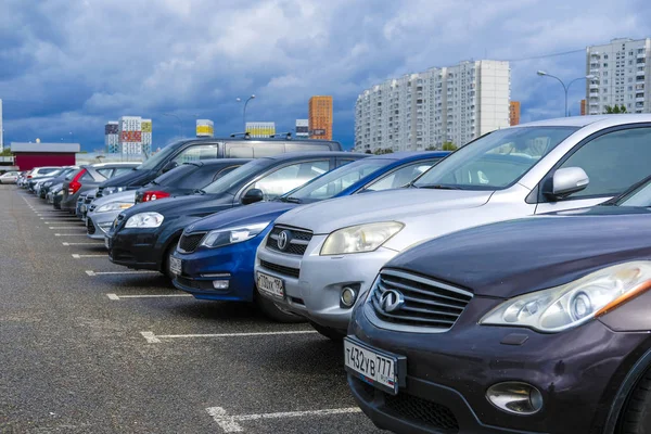 Moskau Russland September 2018 Autos Auf Einem Park Ride Parkplatz — Stockfoto