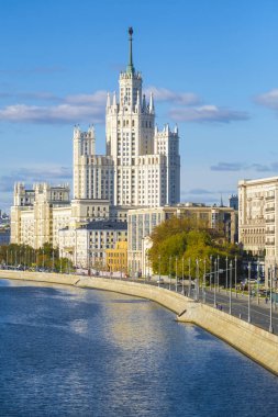 Moskova, Rusya - Ekim, 6, 2018: veiw highrise Mosocw, Rusya Kotelnicheskaya setin üzerine inşa için