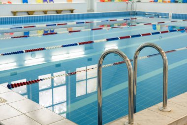 Moskova, Rusya - Eylül, 23, 2018: İç Moskova kurtbağrı okulda Yüzme Havuzu