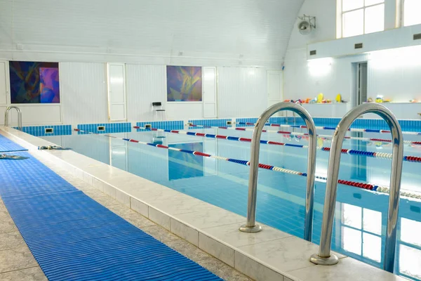 Moskau Russland September 2018 Schwimmhalle Der Ligusterschule Von Moskau — Stockfoto