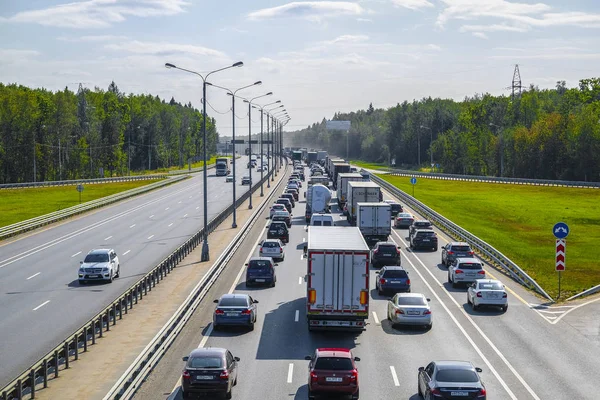Región Moscú Rusia Septiembre 2018 Atasco Tráfico Carretera Región Mosocw —  Fotos de Stock