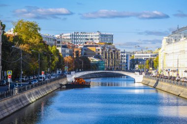 Moskova, Rusya - Ekim, 11, 2018: dolgu Obvodnoy Chanel bir Moskova Merkezi