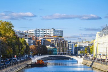 Moskova, Rusya - Ekim, 11, 2018: dolgu Obvodnoy Chanel bir Moskova Merkezi