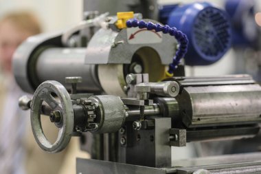 Bir ahşap makine çalışma görüntü