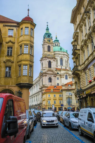 Praga República Checa Noviembre 2018 Coches Aparcamiento Praga — Foto de Stock