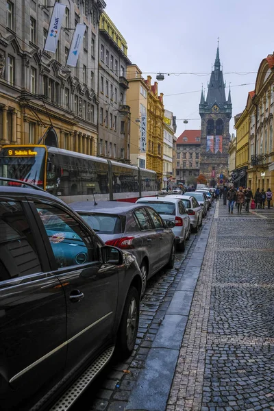 Prague Cseh Köztársaság November 2018 Autók Egy Parkoló Prágában — Stock Fotó