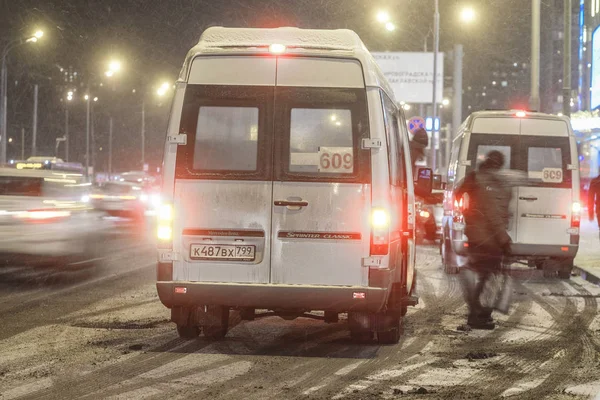 Москва Россия Ноября Авто Шоссе Вечером Снежную Бурю — стоковое фото