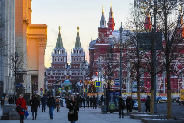 Moscou Russie Décembre 2018 Piétons Dans Rue Dans Centre Moscou — Photo