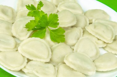 Pişmiş pelemene görüntü