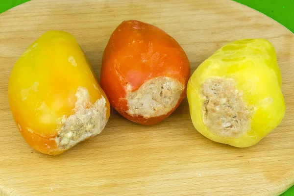 Das Fleisch Gefroren Halbfertige Gefüllte Paprika — Stockfoto