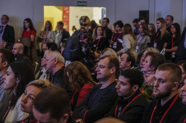 Moskova, Rusya - Aralık, 13, 2018: insanlar üzerinde bir konferans, Moskova, Rusya