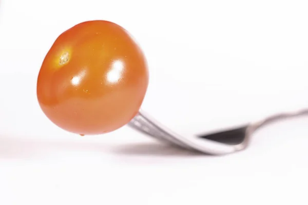 Obraz Pomidora Przypięte Widelcu — Zdjęcie stockowe
