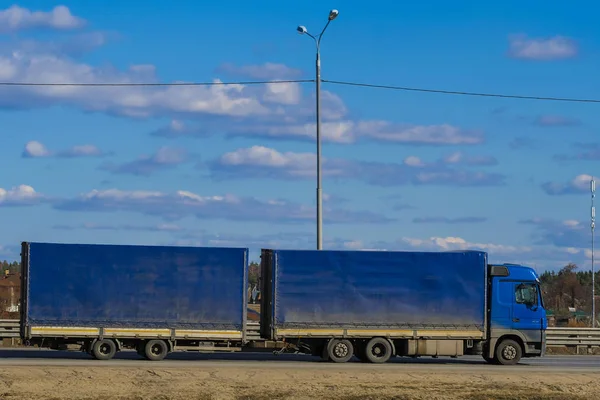 Moskou Regio Rusland April 2019 Vrachtwagen Een Snelweg Moscow Region — Stockfoto