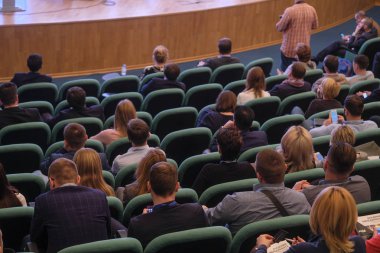 Moskova, Rusya - 12 Nisan 2019: Rusya'nın Moskova kentinde ki Rus Otomobil Dilleri Derneği konferansı