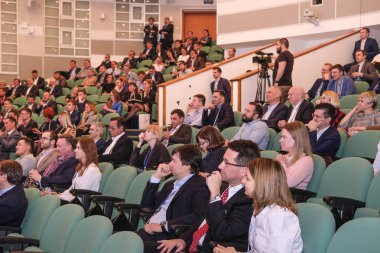 Moskova, Rusya - 12 Nisan 2019: Rusya'nın Moskova kentinde ki Rus Otomobil Dilleri Derneği konferansı