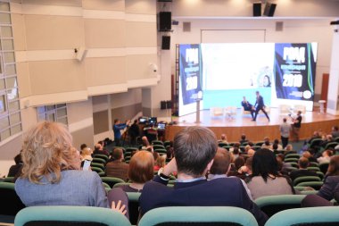 Moskova, Rusya - 12 Nisan 2019: Rusya'nın Moskova kentinde ki Rus Otomobil Dilleri Derneği konferansı